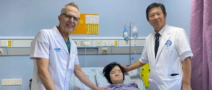 那个做了14次手术的女孩你还记得吗?